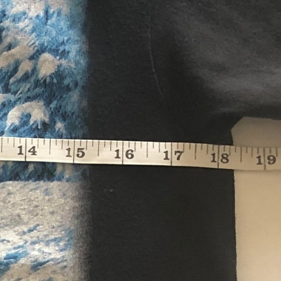 Lucas Film Lic Star Wars Black Tee Stormtrooper On Snowboard Graphic Print Sz M - Picture 7 of 8